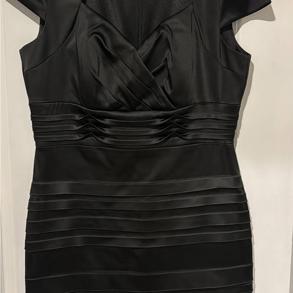 Jax Black Satin Cocktail dress Size 14 - Picture 4 of 5